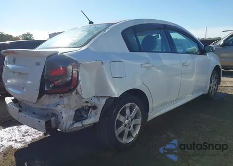 2012 Nissan Sentra 2.0 Sr из США, поврежденный, VIN 3N1AB6AP7CL661175